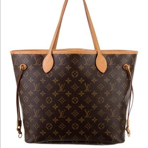 Louis Vuitton neverfull MM monogrammed.
